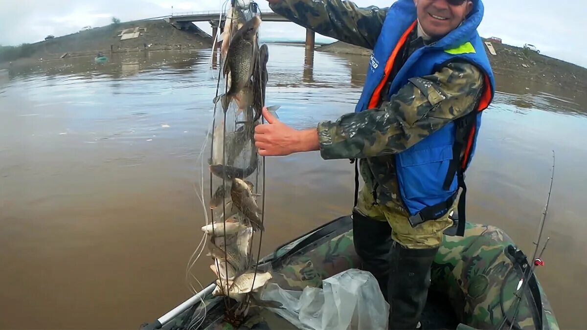 Хапуга летом видео. Рыбалка на хапугу летом. Хапуга для рыбалки. Рыба хапуга. Снасть хапуга.