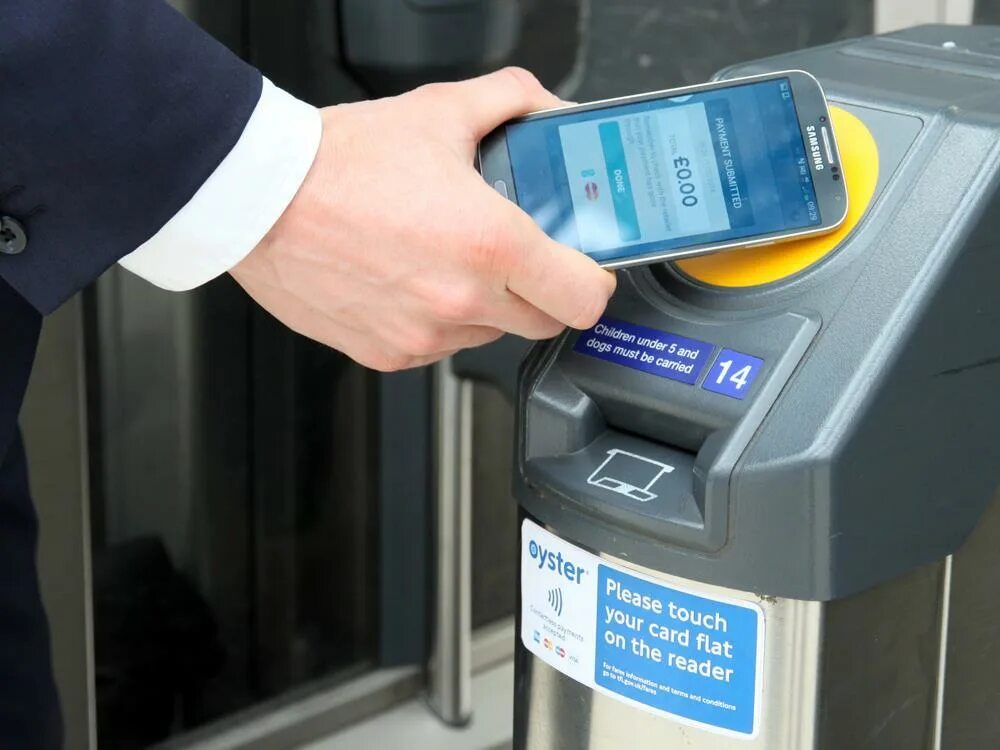 Оплата в метро. Оплата телефоном в метро. Оплата наличными метро. Comestero contactless. Как можно оплатить метро