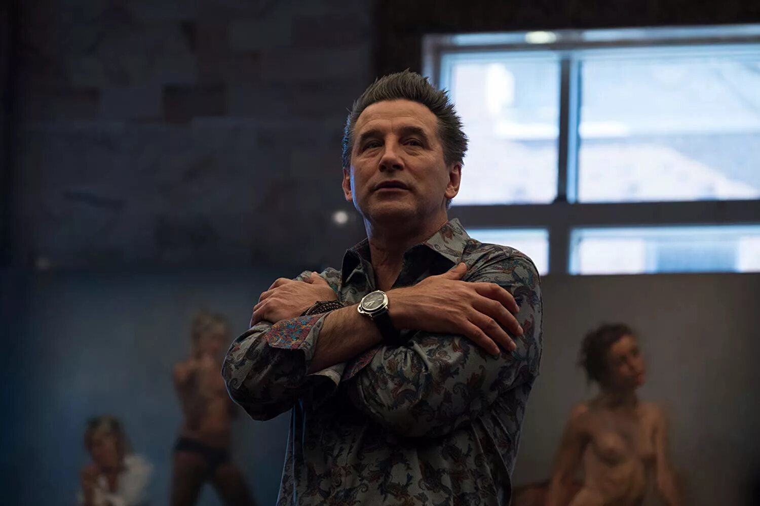 Слишком стар чтобы умирать молодым 2019. To old to die young сериал. майлз теллер слишком стар. мартин слишком стар. too old to die young 2019.