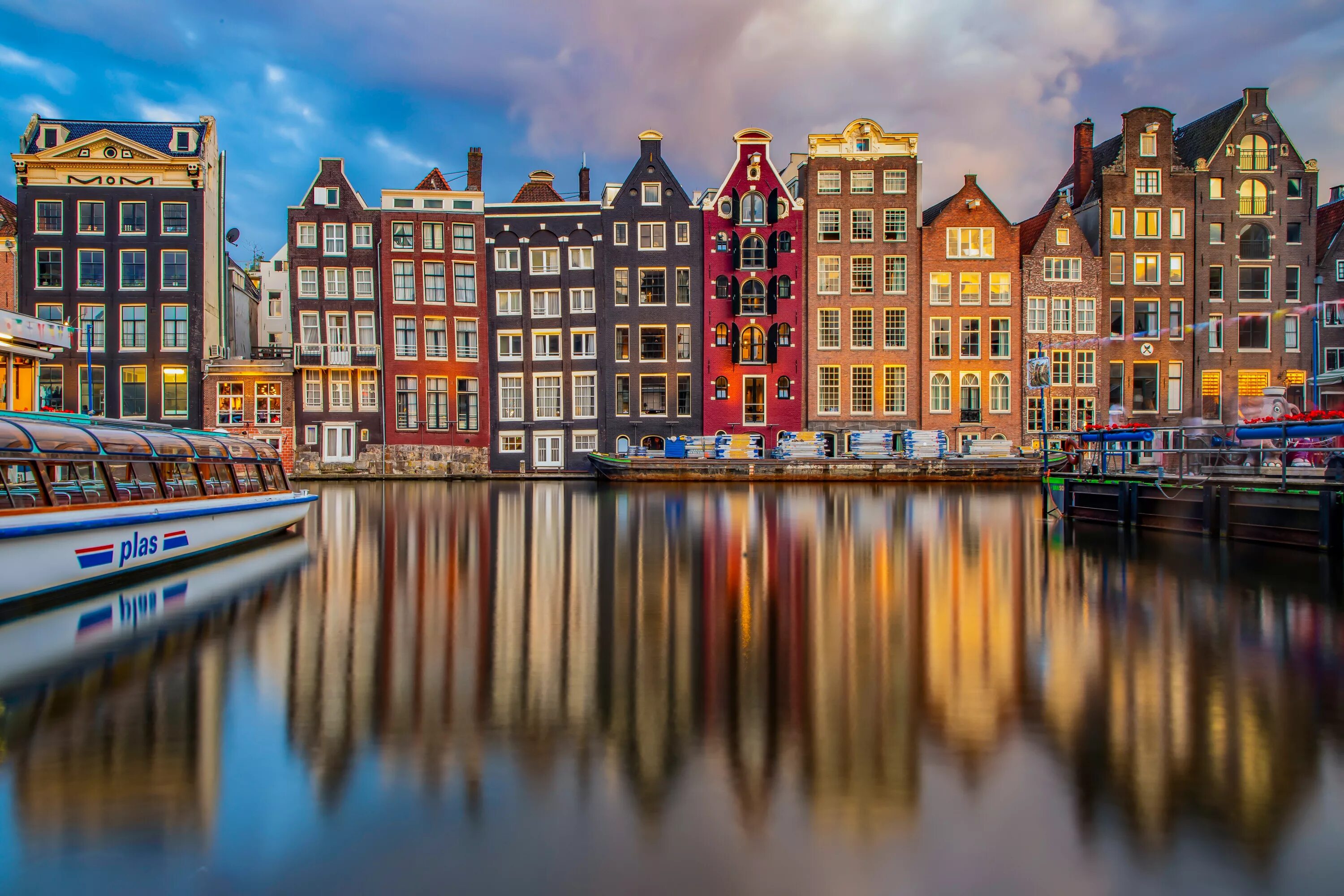 Амстердам время. Голландия Амстердам. Канал кейзерсграхт Амстердам. Нидерланды каналы Амстердама. Амстердам Amsterdam Нидерланды.