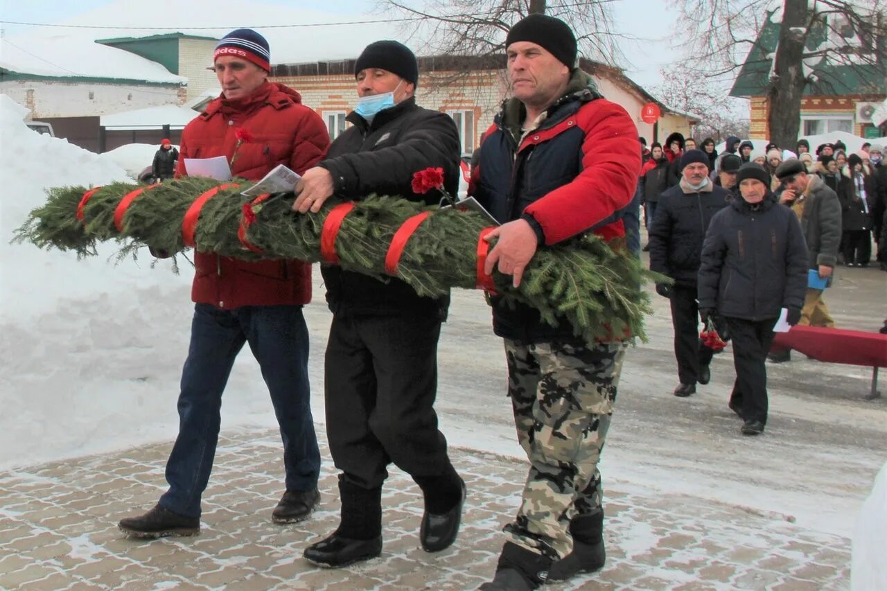 15 Февраля день вывода войск из Афганистана. День вывода войск из Афганистана Тюмень. Вывод войск из Афганистана в Тетюшах. 15 Февраля Афганистан.