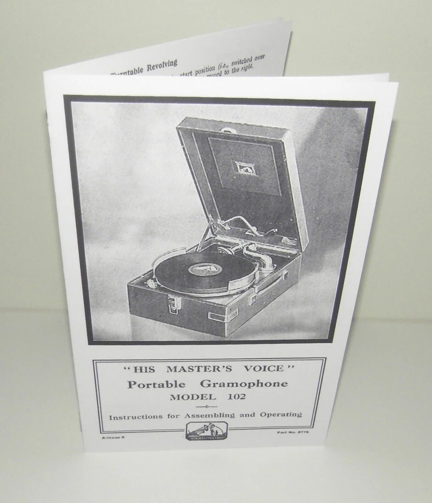 Патефон HMV-102. Патефон his Masters Voice 102d. Патефон his Master's Voice 102 Англия. Phonograph his Masters патефон Voice. Модели voice