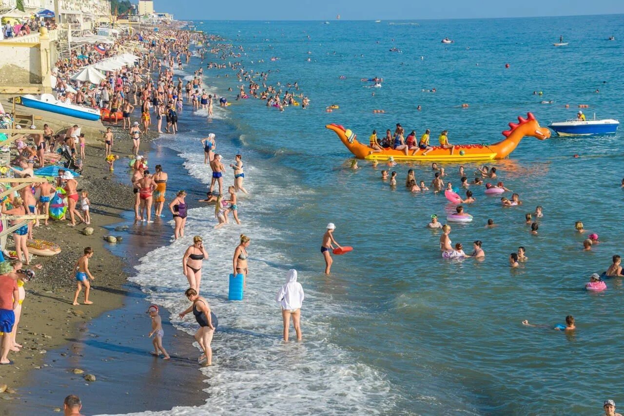Какое лето будет в сочи. Курорты Сочи 2022. Краснодарский край Анапа море. Анапа пляж. Сочи летом.