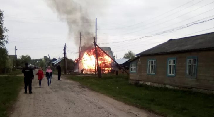 Мураши Кировская область. Пожар в Мурашах Кировской области. Станция Мураши Кировской области. Мураши достопримечательности. Погода мураши кировская область на неделю