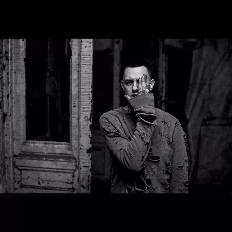 Angelika dukart. Ярмак брат за брата. Новую песню слухи. Высоцкий песенка о слухах. Песенка про слухи.