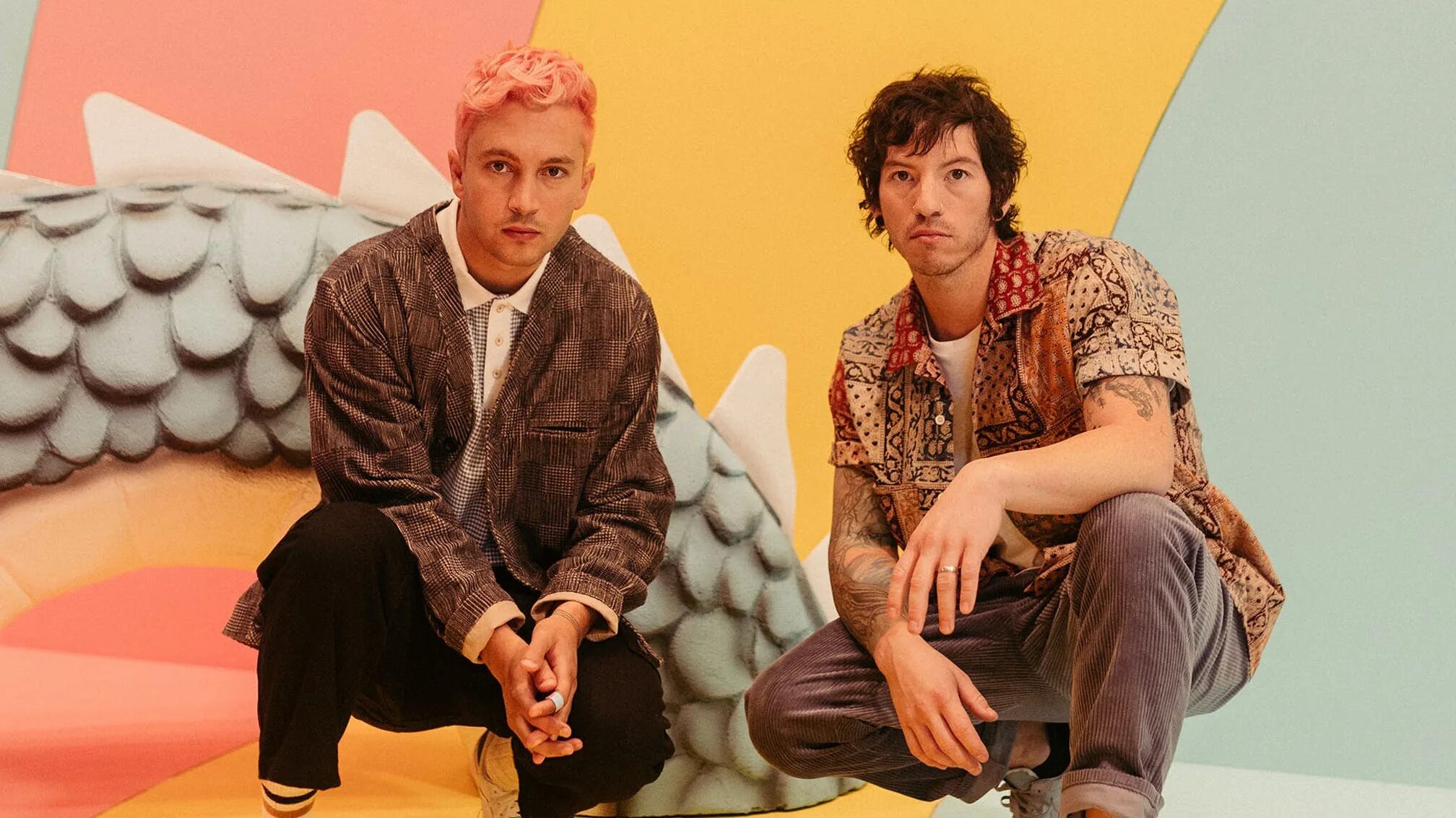 Twenty one twenty four twenty seven. Группа twenty one pilots 2025. twenty one pilots scaled and icy. twenty one pilots 2025 scaled and icy. джош 21 pilots.
