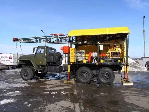 4. Буровая м4. Мбу 320 на гтм 1. Укб-500с. Урб 2а2 на гусеничном ходу.