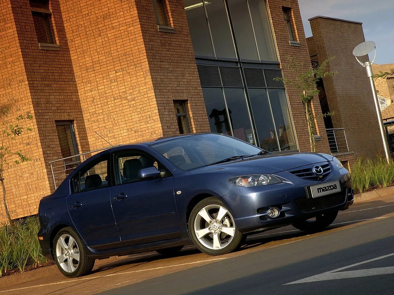 Мазда 3 бк 2006 год. Мазда 3 БК седан. Мазда 3 1 поколение седан. Mazda 3 BK Sport sedan. Мазда 3 2006 BK седан.