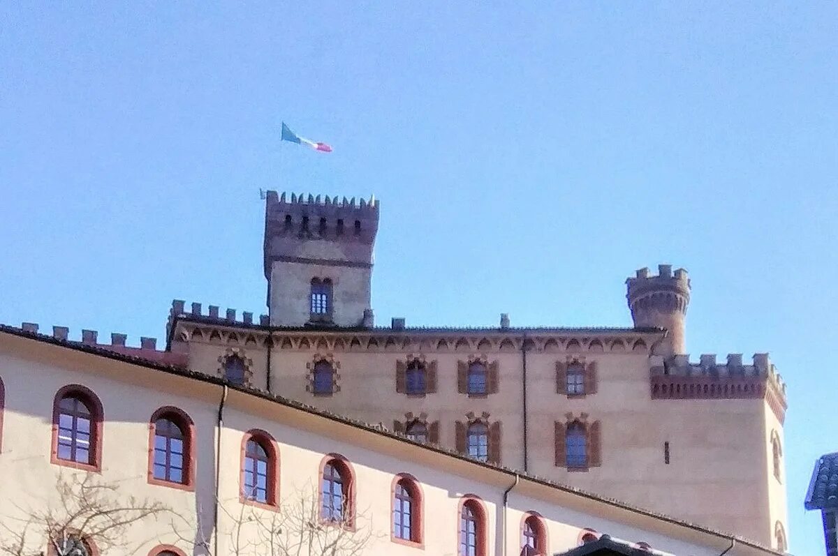 Замок со рвом. Castle 7 2. Замок карнарвон. Конви 1 12 2. Castle 7 2.