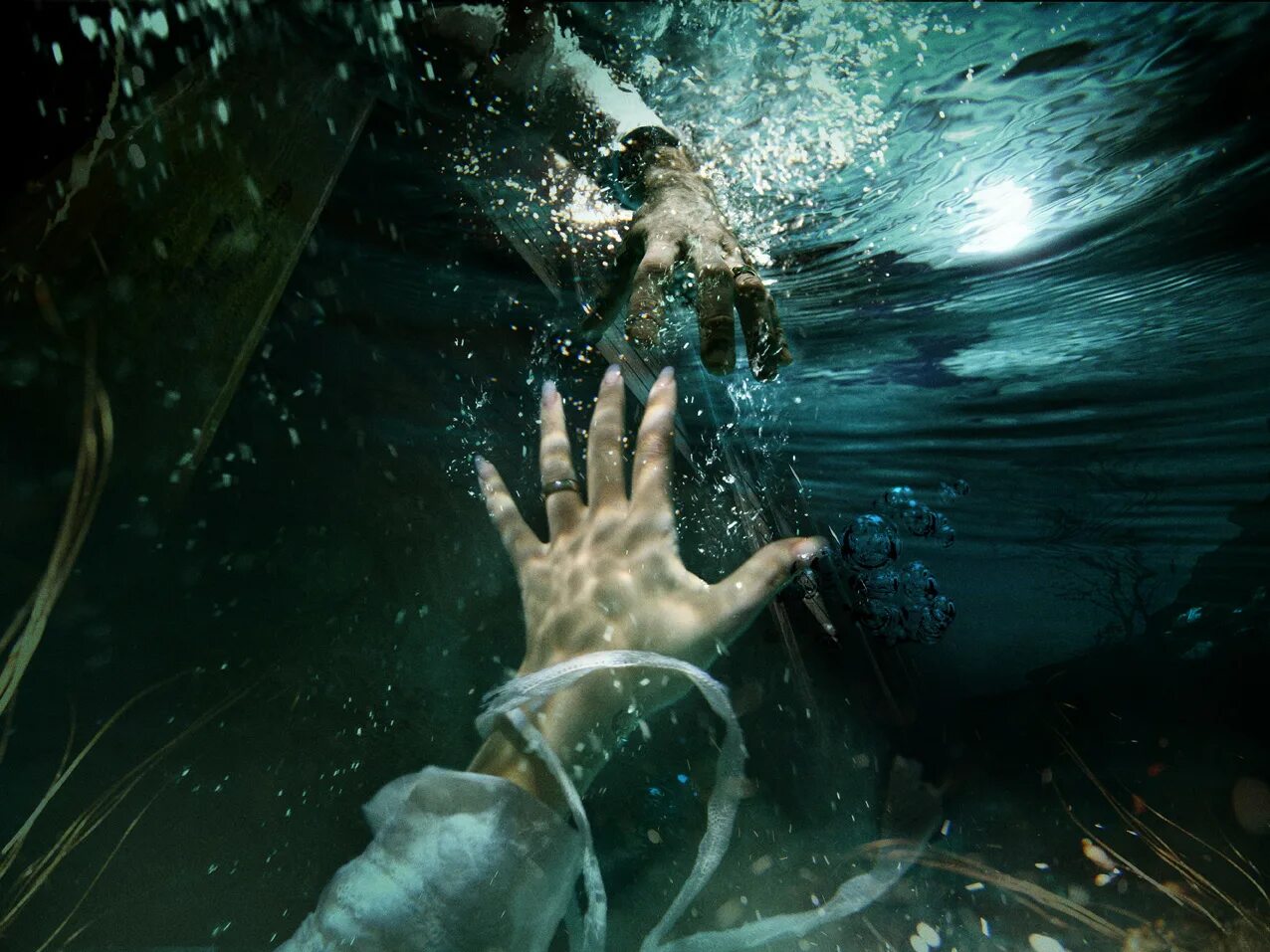 Underwater button