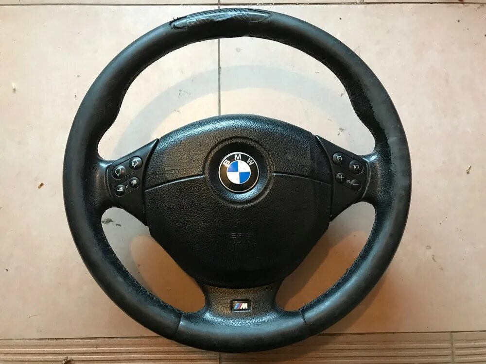Спорт руль бмв е39. Руль bmw e39. Руль bmw e38 дерево. Руль алькантара бмв е39. Bmw e39 m руль.