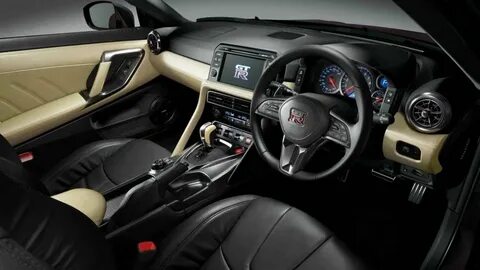 Nissan gtr салон