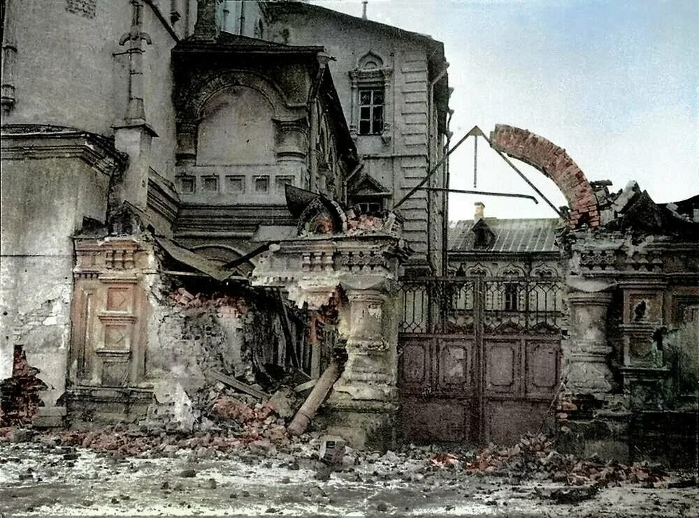 Разрушенные здания москвы