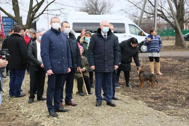 Погода в курганинском районе станица петропавловская. Станица Михайловская Курганинский район. Парк станица Михайловская Курганинский район. Сайт станицы Михайловской Краснодарского края Курганинского района. Парк Михайловская Краснодарский край Курганинский район.