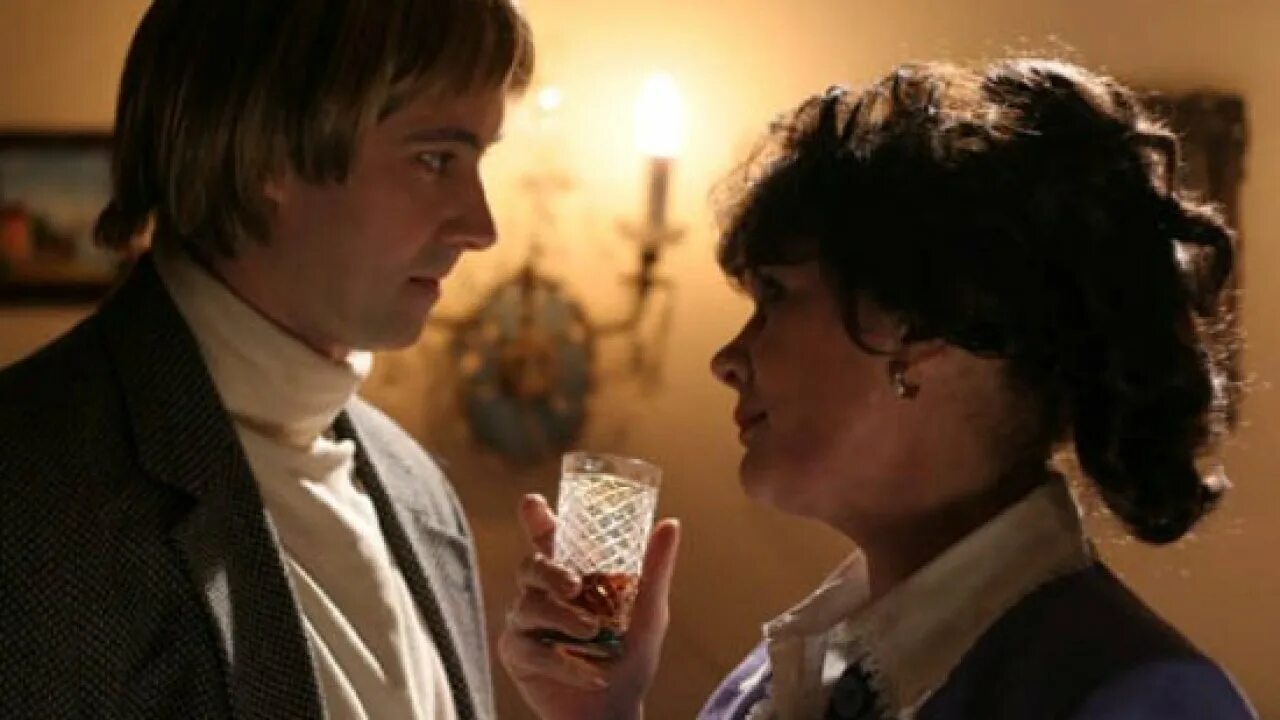 Сериал галина актеры и роли фото Сериалы про дочерей вождей. Светлана и Галина Эмма смотрит сериалы Дзен