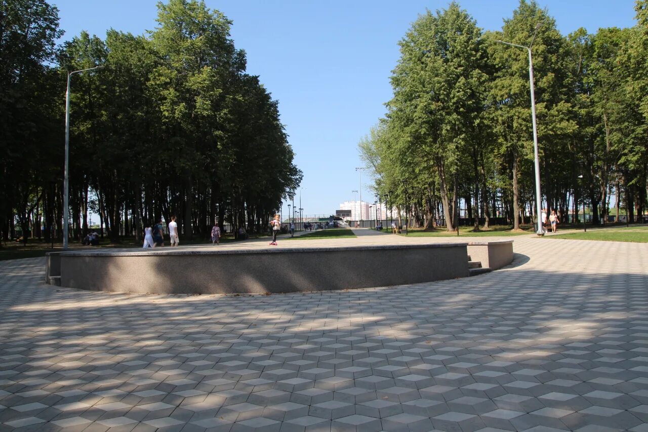 сквер семашко орел. сквер имени академика фомина орёл. аллея семьи орел. сквер семьи в орле где находится. сквер семьи орел.