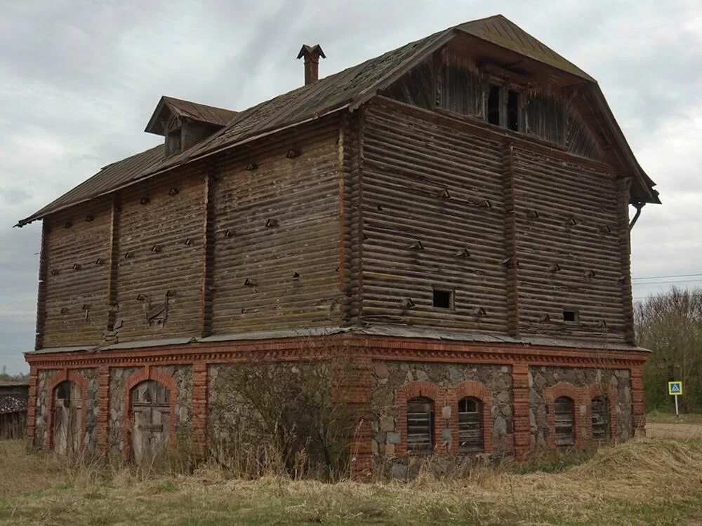 Усадьба Вязье Псковская область. Кобылье Городище Гдовского района. Церковь Михаила Архангела в кобыльем Городище. Деревня кобылье Городище.