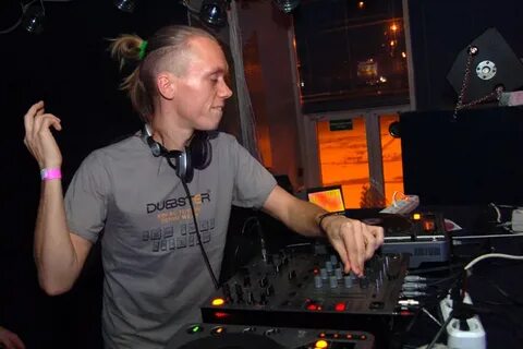 Dj side