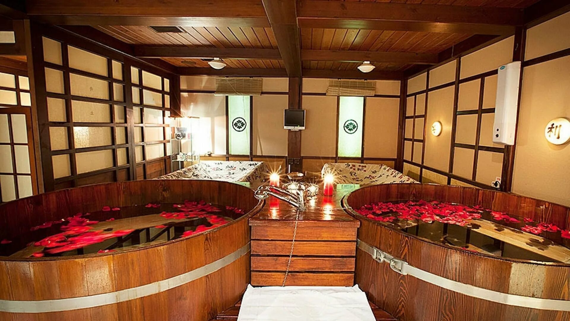 Японское спа. Общественная баня сэнто (Япония). Японская баня офуро фурако и сэнто. Японская баня Ofuro. Японские бани (сэнто и офуро).