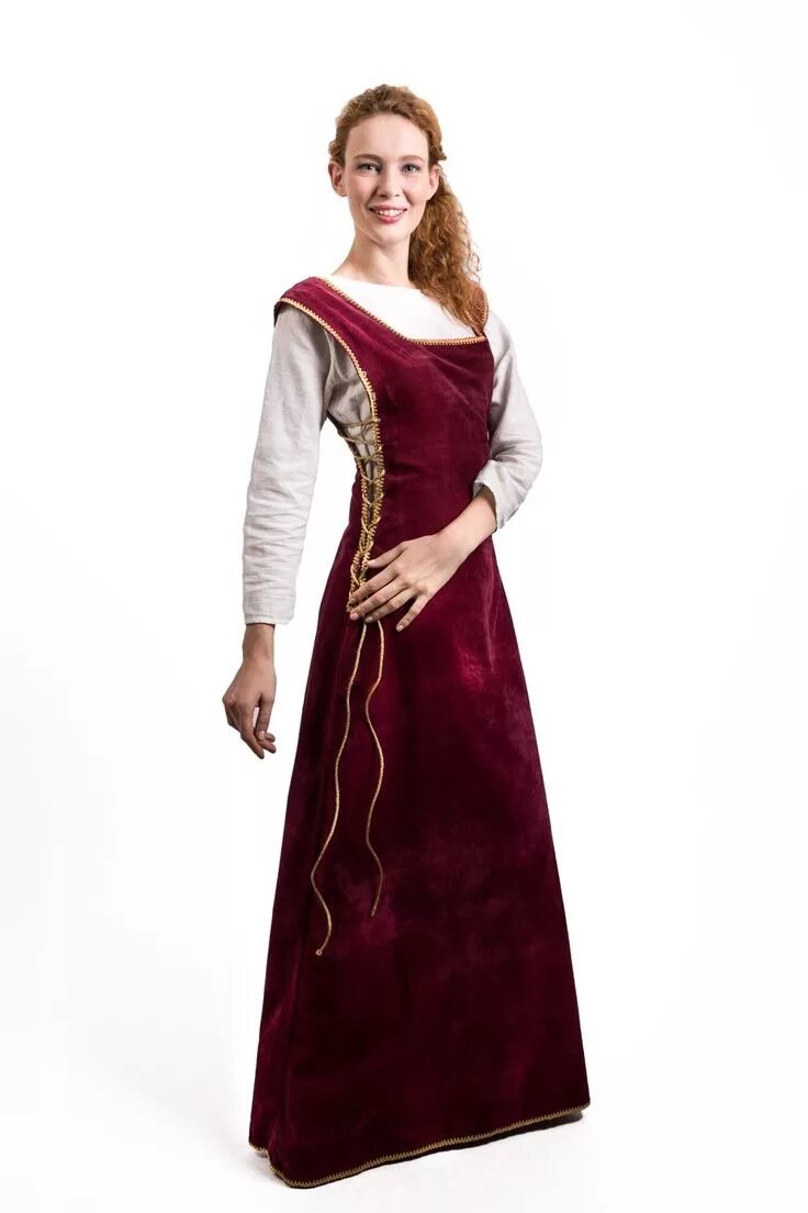 Котт и сюрко. Камиза одежда средневековья. Сюрко одежда. Средневековое сюрко. Сюрко одежда.