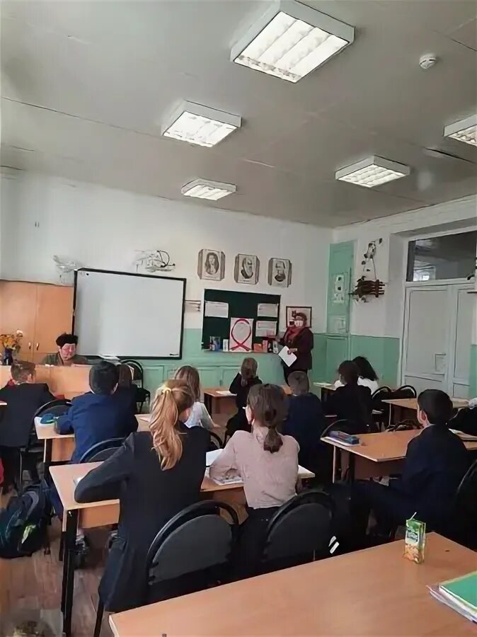 Азовская школа гимназия имени Николая Саввы 2018.