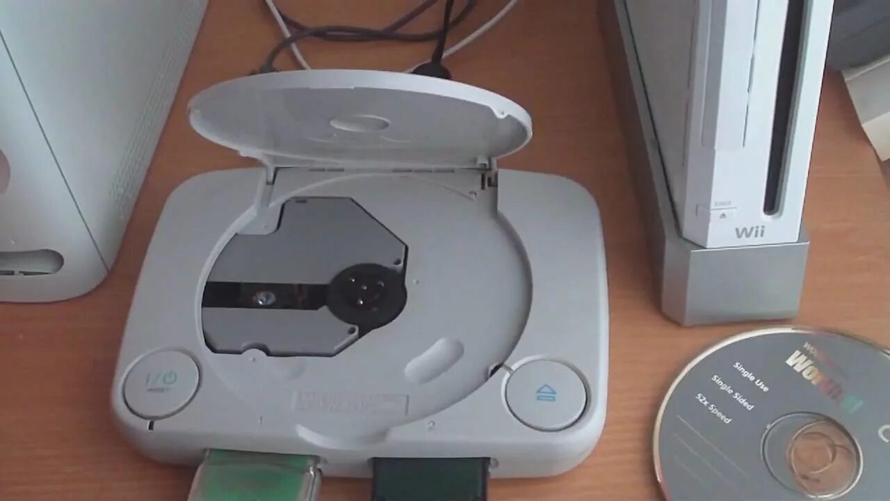 Sony ps1. Ps1 SCPH 5903. Ps1 SCPH-7000. Сони плейстейшен 1 открытая крышка. Sony playstation ремонтundefined