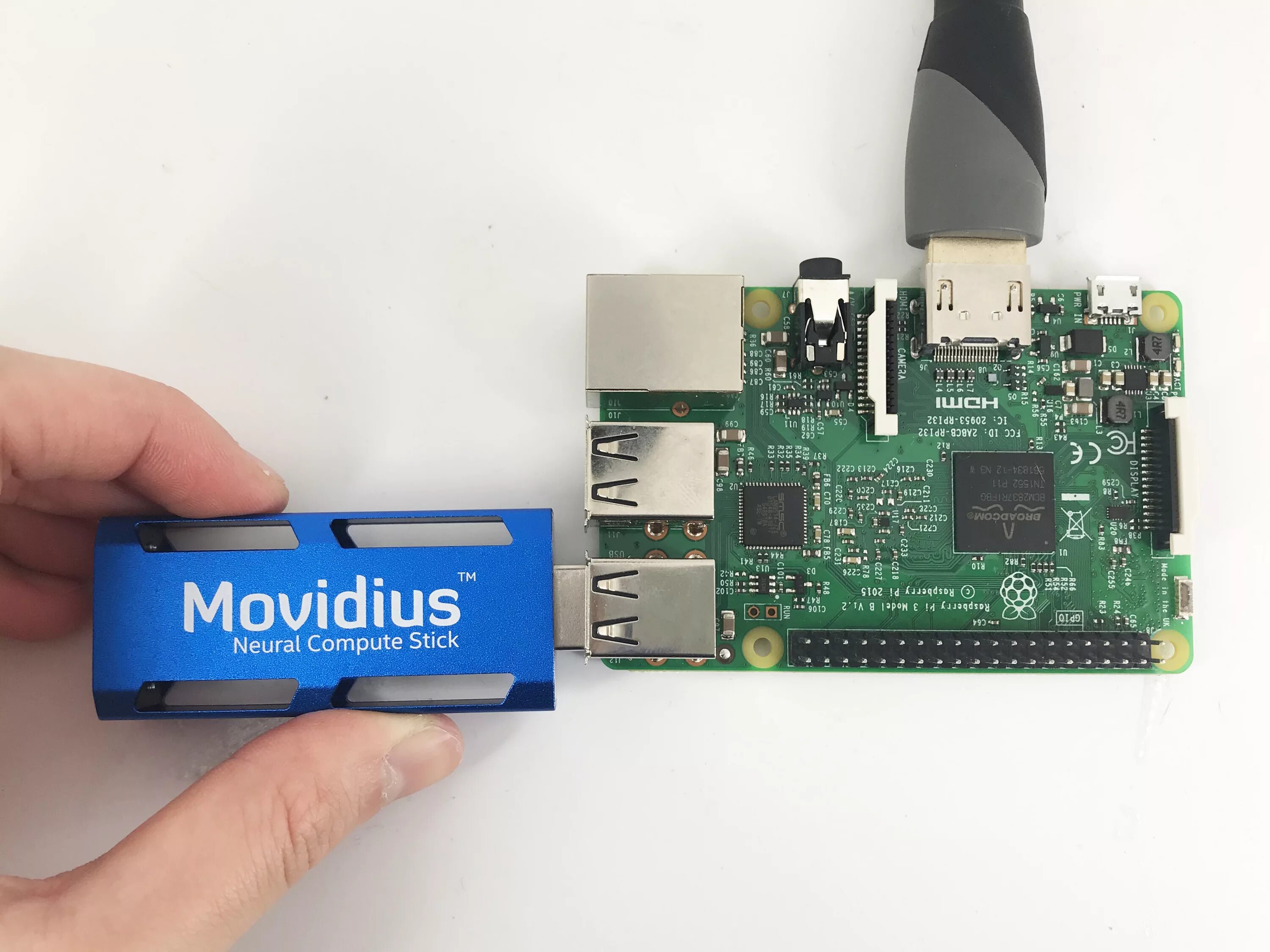 Neural stick. Интел movidius. intel movidius myriad 2. intel ncs. intel neural compute.