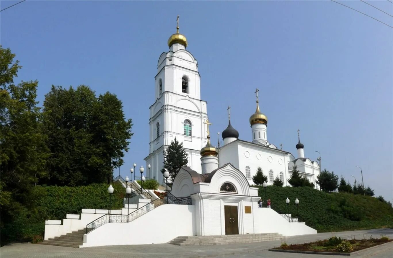 Смоленская и вяземская. Троицкая Церковь Вязьма.