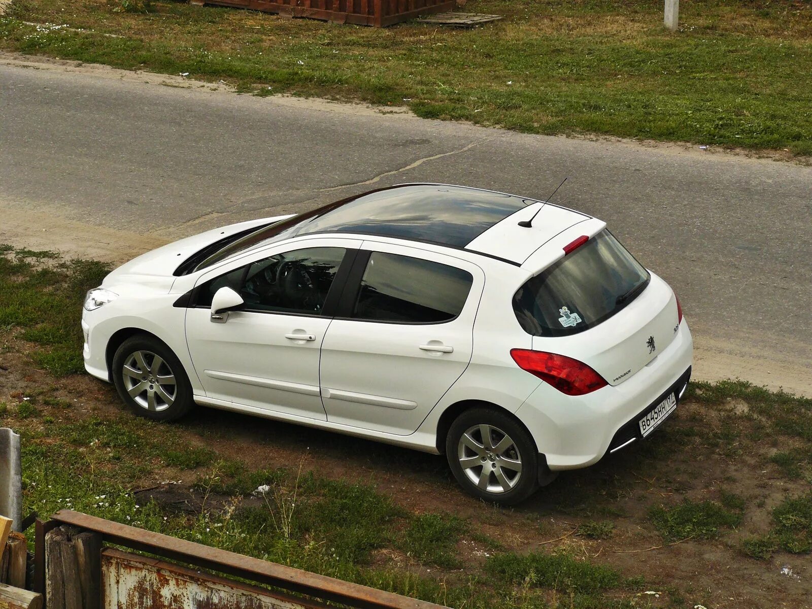 Мой личный отзыв о 308-ом! - Peugeot 308 (1G), 1,6 л, 2011 года наблюдение DRIVE