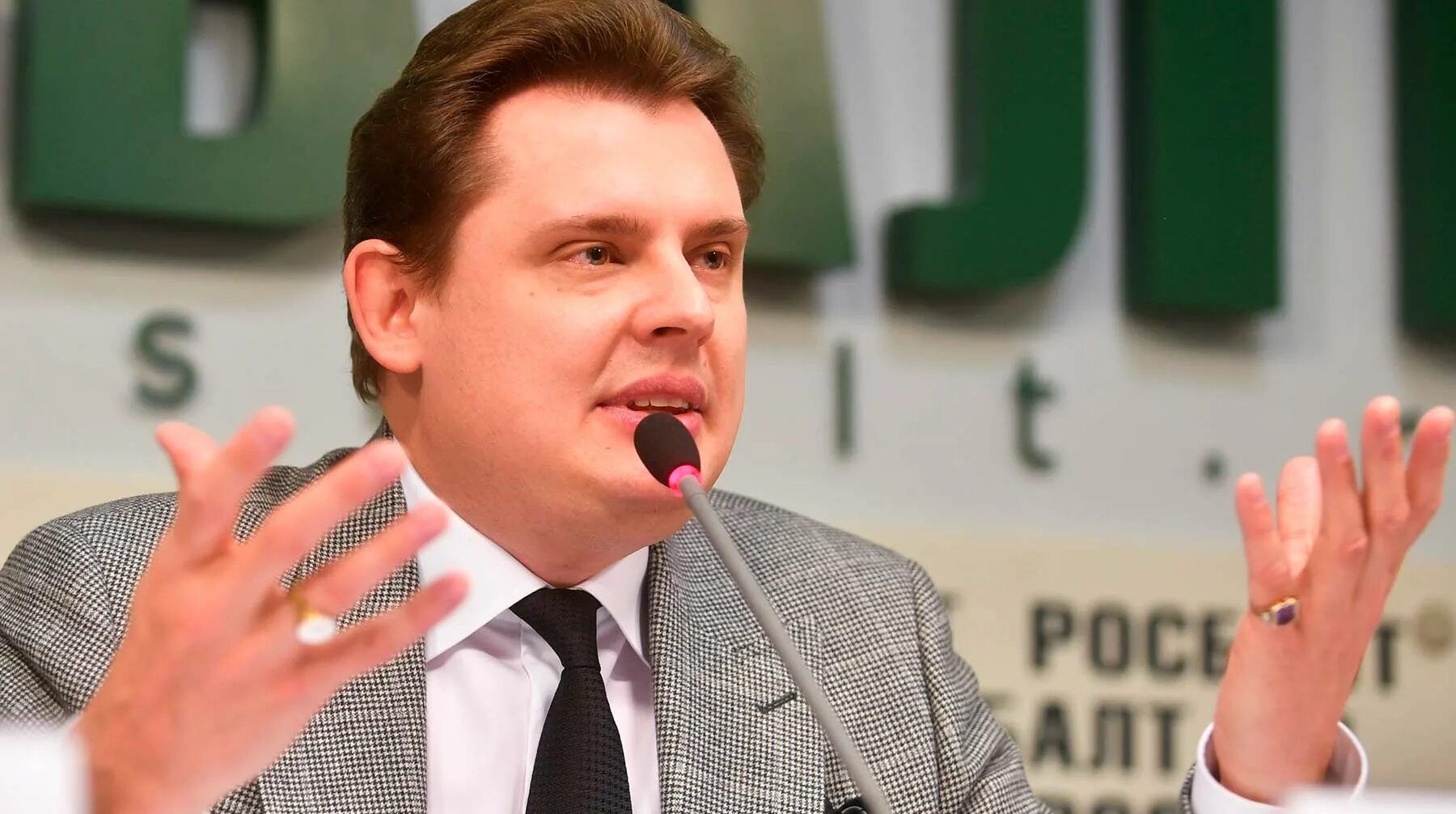 Евгений панасенко. Маэстро понасенков. Панасенков где сейчас. Евгений понасенков. Евгений панасенко.