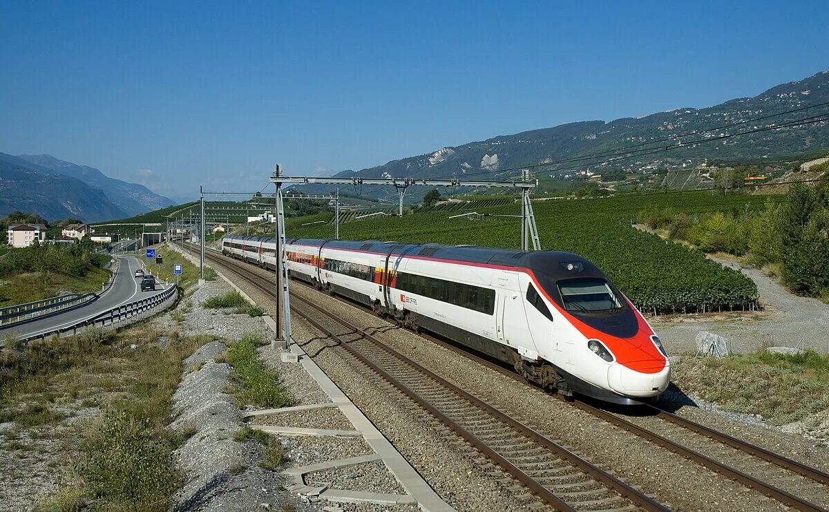Ce train. Eurocity (ec). pendolino поезд италия. поезд eurocity. eurocity train высокоскоростные поезда.