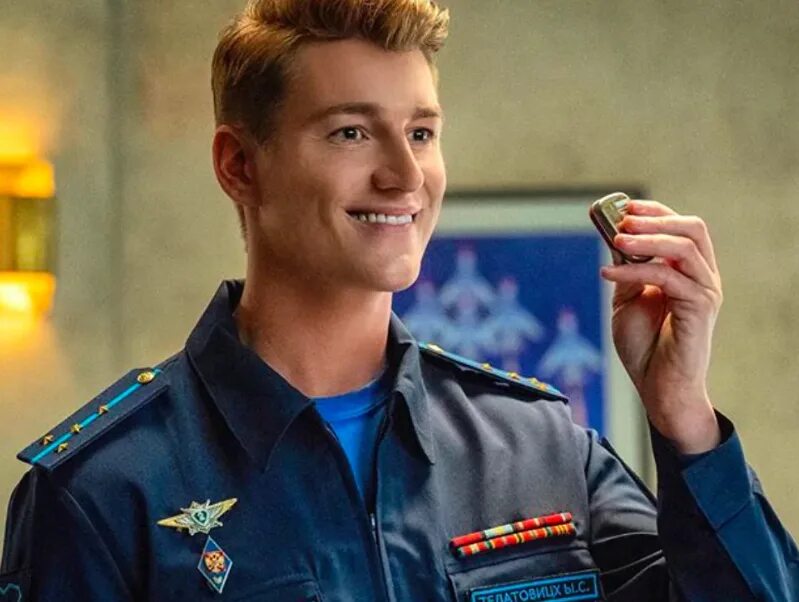 Актер снимается в сериалах