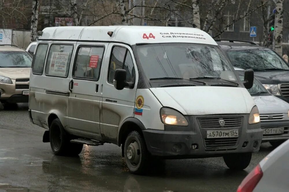 Маршрутка. Маршрутки Новосибирск. Новосибирский автобус. Новосибирские маршрутки.