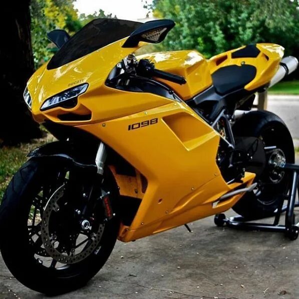 Желтые мотоциклы фото Купить б/у Honda CBR 600RR инжектор 6 передач в Санкт-Петербурге: жёлтый супер-с