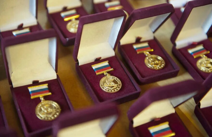 премия лучшие книги издательства. история российской империи. вручение литературной премии. собрание сочинений. премия лучшие книги издательства.