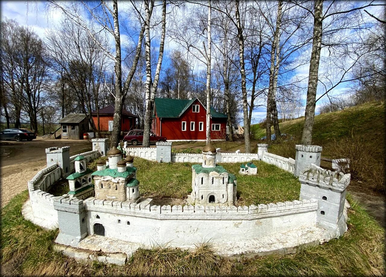 Городок верея. Верея Наро-Фоминский район. Город Верея Московская область. Усадьба Тарасовых Верея. Верея Московская область Кремль.