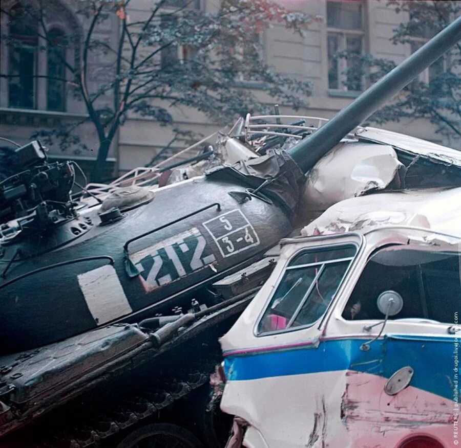 Дунай 1968. Операция дунай прага 1968. операция «дунай». чехословакия, 1968 год.. операция дунай чехословакия 1968 г. т-54 операция дунай.