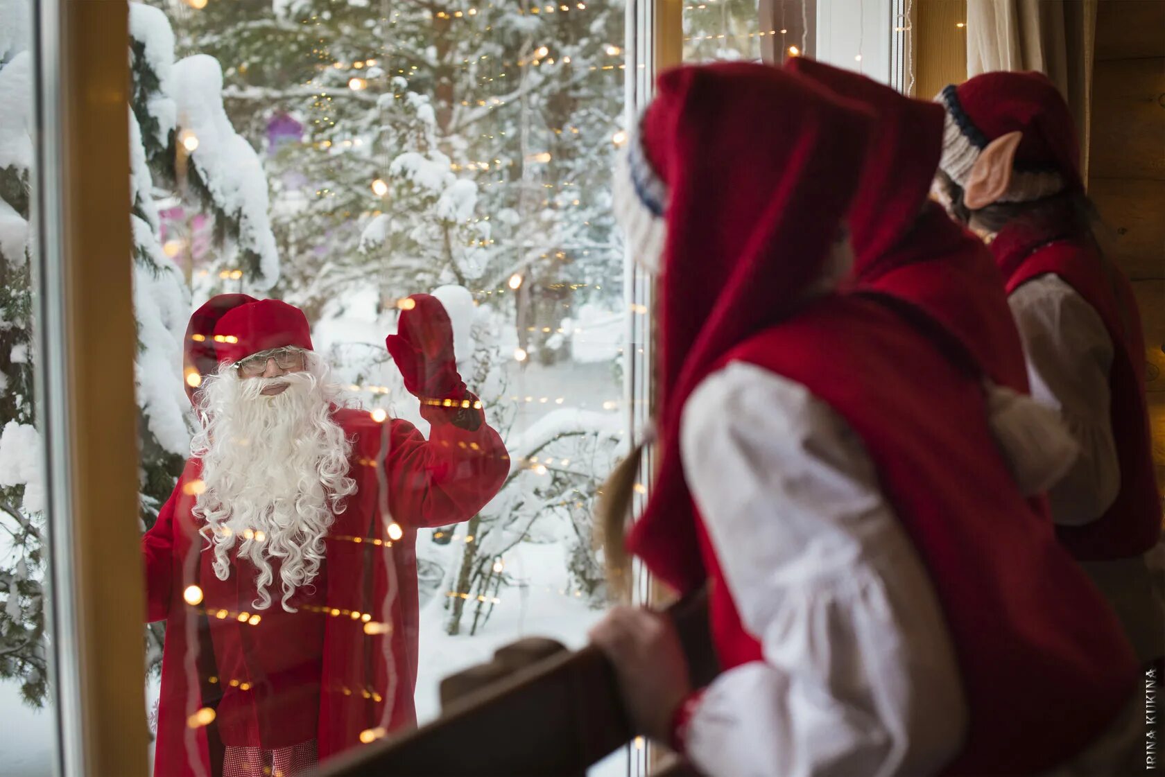 Новогодняя программа карелия. Новый год в карелии домики. Карельская деревня киндасово. Вотчина деда мороза в карелии. Деревня киндасово зимой.