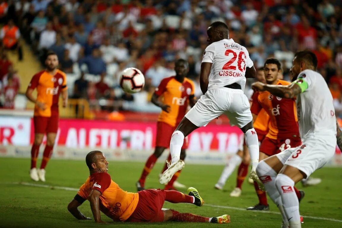 Галатасарай Антальяспор. GS vs Antalyaspor. Амвей Галатасарай. Riyara.