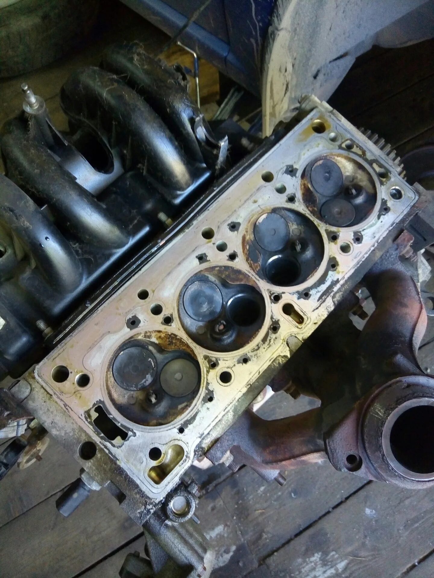 6 8 клапанов гнет клапана или нет. Клапана рено логан 1. Логан 1. 4. 6.