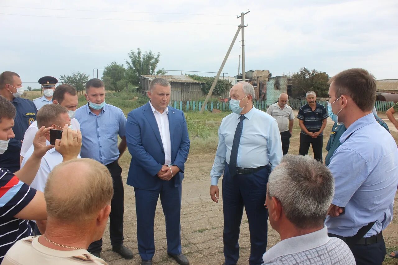 Наумовка Балаковский район. Село Наумовка Саратовской области. Наумовка Балаковский район храм. Пожар в Наумовке. Наумовка белгородский район