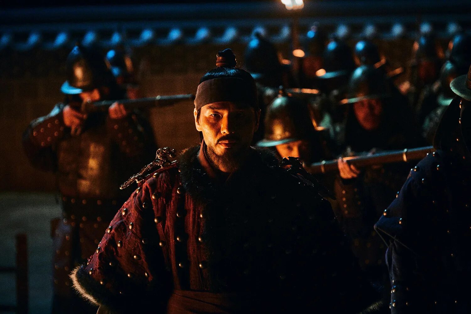 Королевство 2 дата выхода. Королевство сериал 2019. королевство сериал 2019 корея. королевство сериал 2019 нетфликс. корейский сериал про зомби королевство.