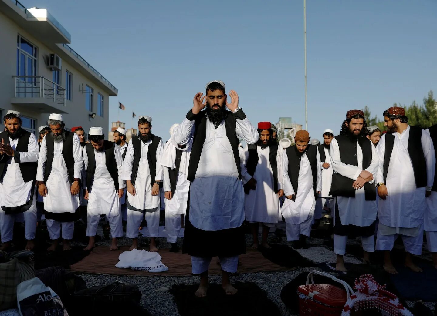 Мулла Якуб Талибан. Талибан одежда. Праздник Рамадана Талибан.