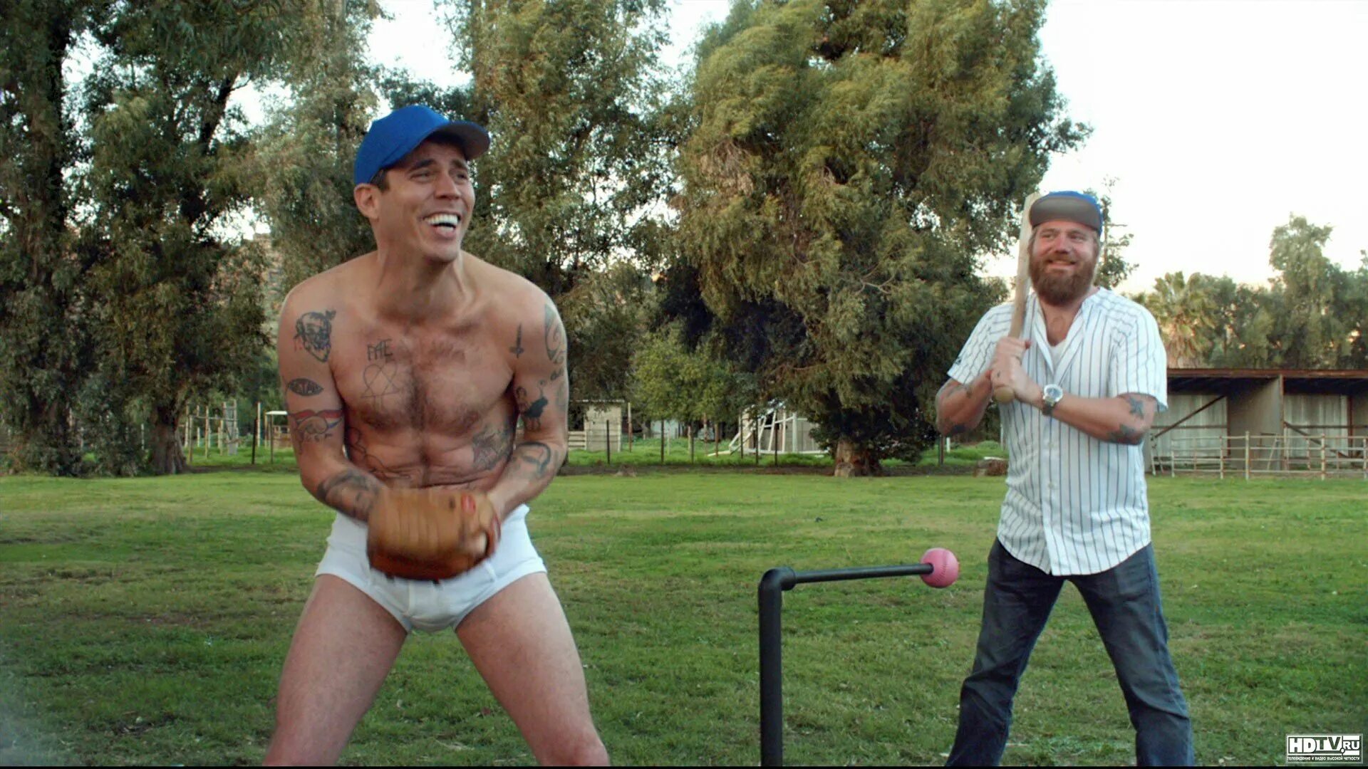 Viman чудаки. джейкоб рамирес чудаки. ноксвилл чудаки. джонни ноксвилл придурки. чудаки 2002 джонни ноксвилл.