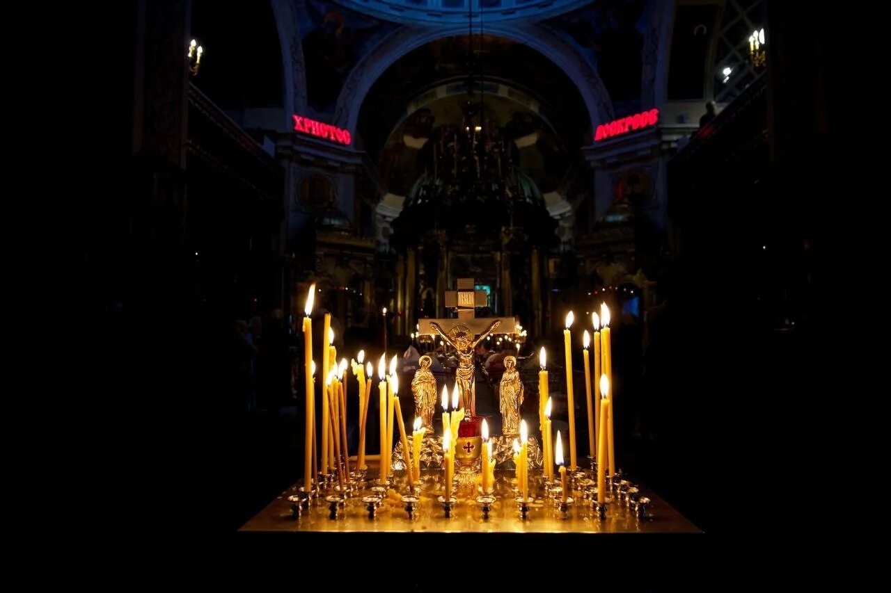 Какой сегодня праздник православный 25 июня 2024. Радоница день особого всецерковного поминовения усопших. Календарь христианских праздников. День памяти иверской иконы божией матери 25 февраля. 25 сентября праздник православный.