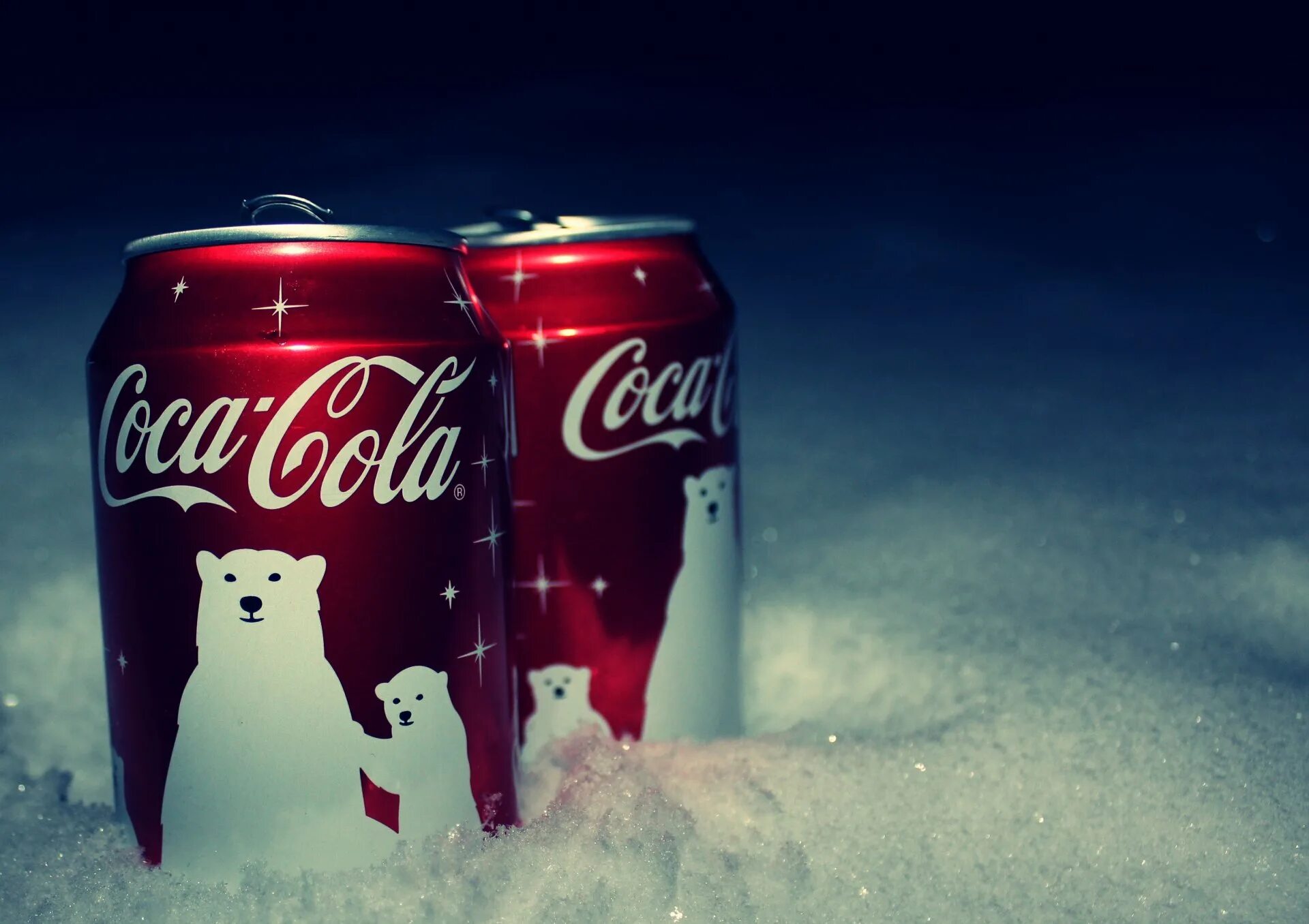 Обои coca cola. Кока кола. Кола новый год. Обои на рабочий стол Кока кола. Новогодняя Кока кола.