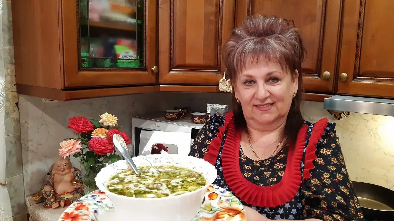 На кухне у любани дзен последнее видео. Готовим с любаней. На кухне у любане салаты. В гостях у любани. Готовим на кухне у любани.