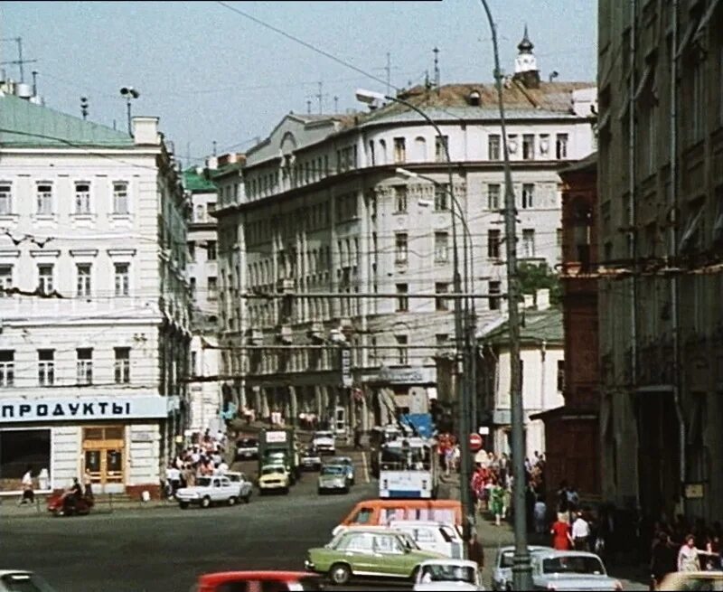 Площадь ногина как называется. Площадь ногина москва. площадь ногина 1980. метро площадь ногина москва. москва 1983.