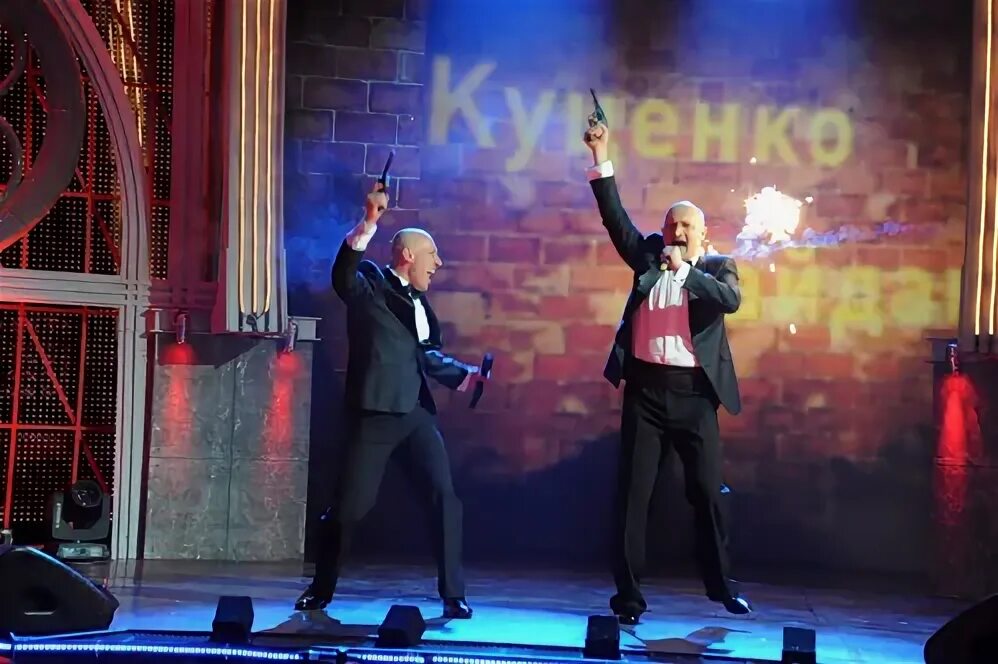 Попурри в исполнении актеров 4