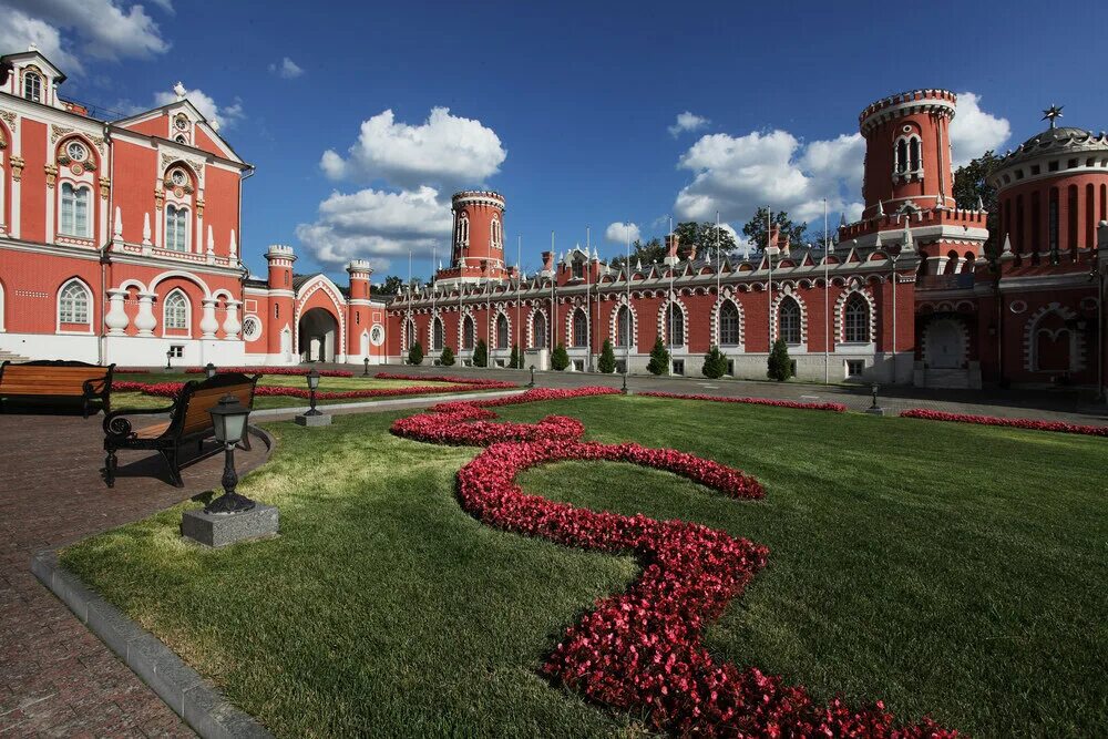 Петровский путевой дворец концерты